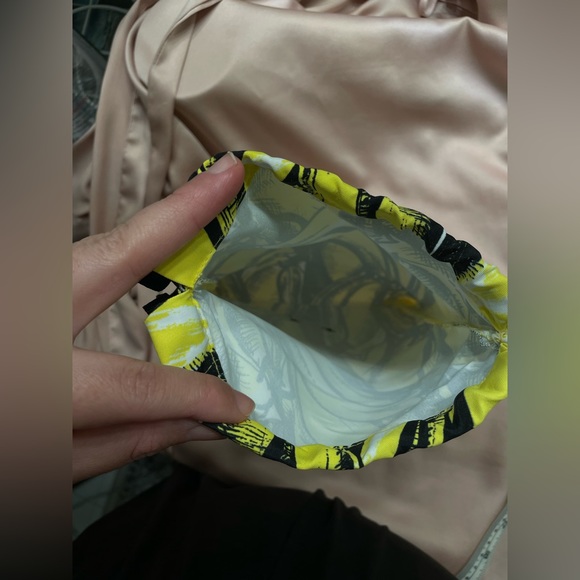 Auténtic prada drawstring bag - Picture 8 of 10